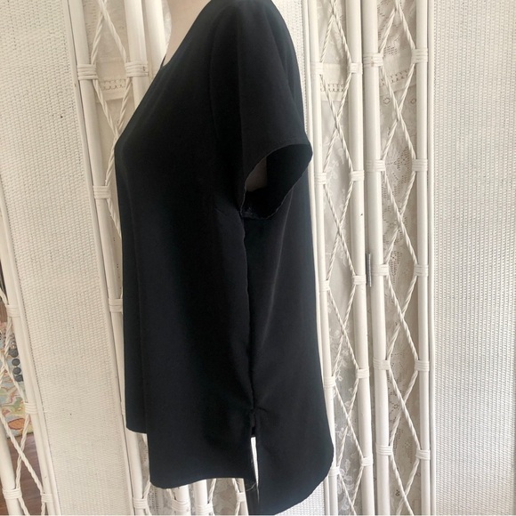 Forever 21 Top Black Bold Zip Back Blouse Short Sleeves size Large - Picture 4 of 13